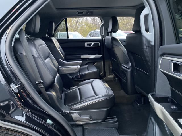 Certified 2023 Ford Explorer XLT w/ Equipment Group 202A image 31