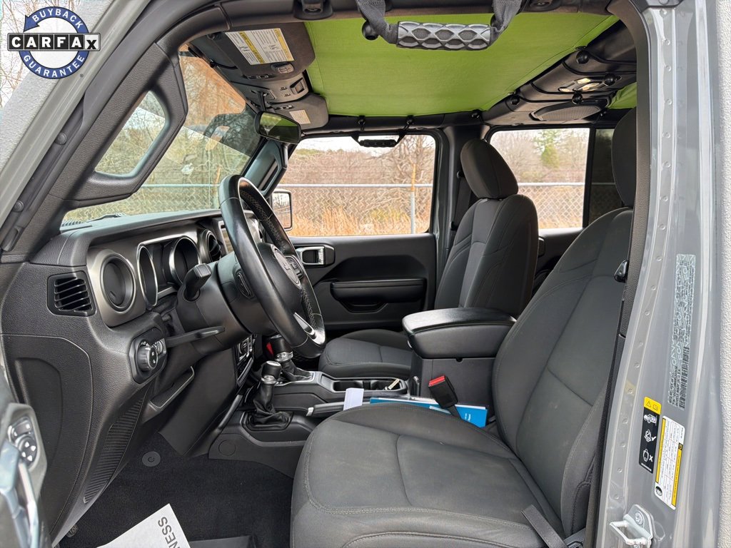 Used 2021 Jeep Gladiator Willys image 20