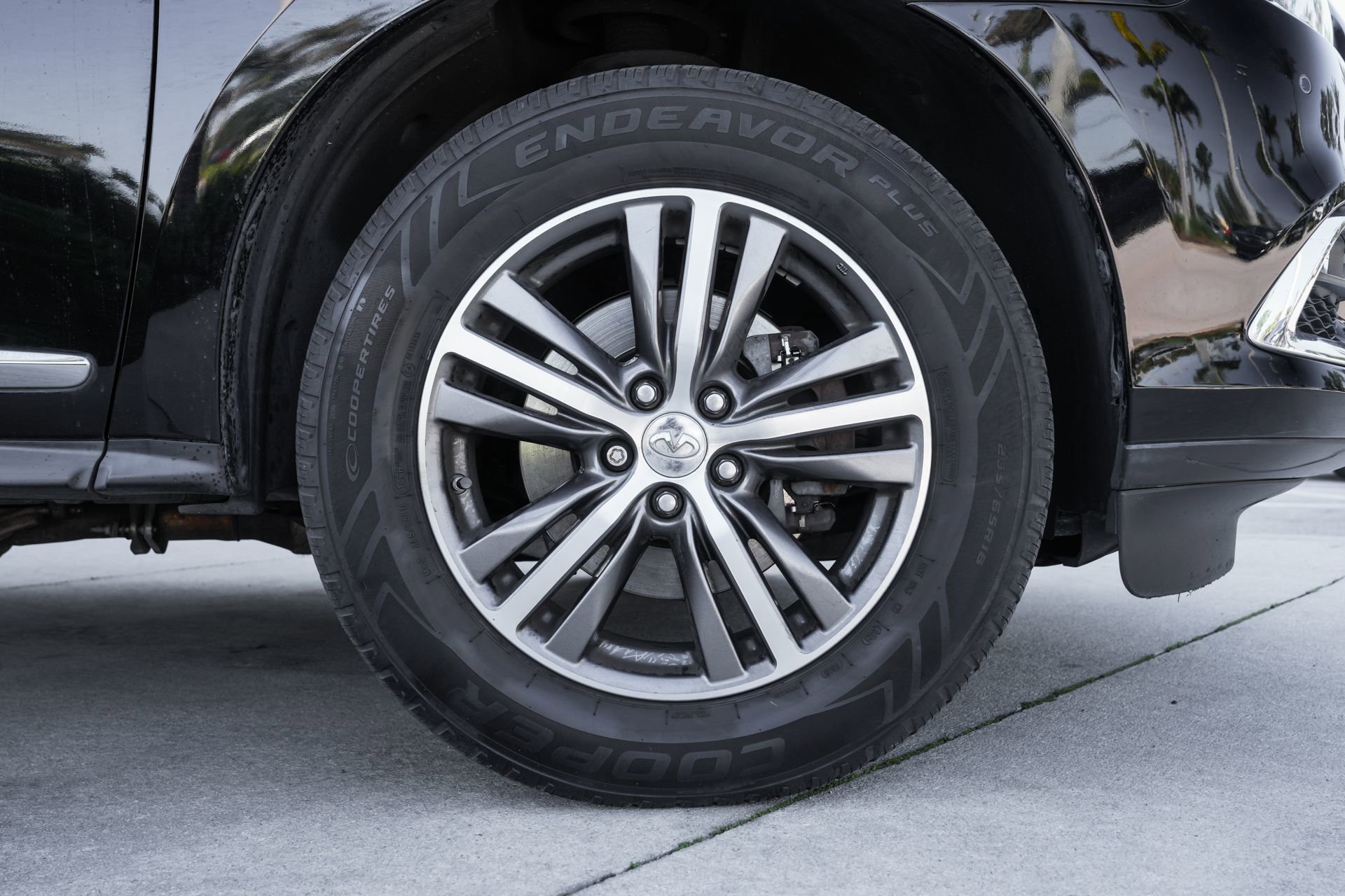 Certified 2018 INFINITI QX60 FWD w/ Premium Plus Package image 12