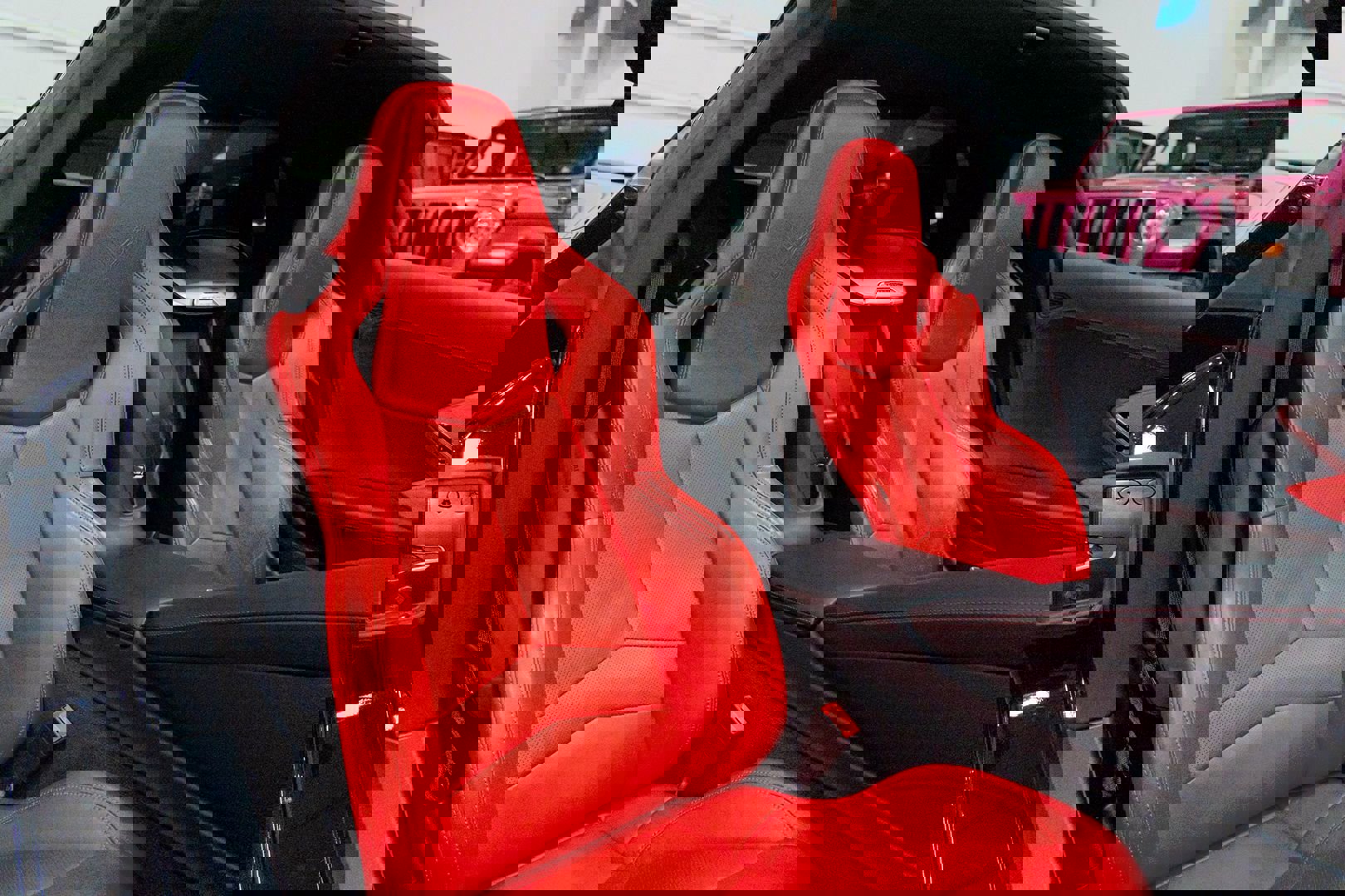 Used 2020 Chevrolet Corvette Stingray Preferred Cpe w/ 2LT image 25