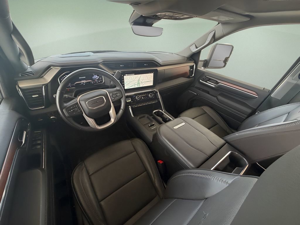Used 2024 GMC Sierra 3500 Denali w/ Denali Reserve Package image 20