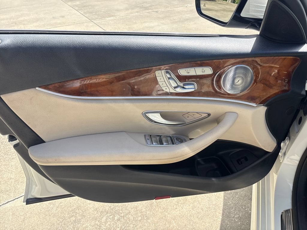 Used 2017 Mercedes-Benz E 300 image 15