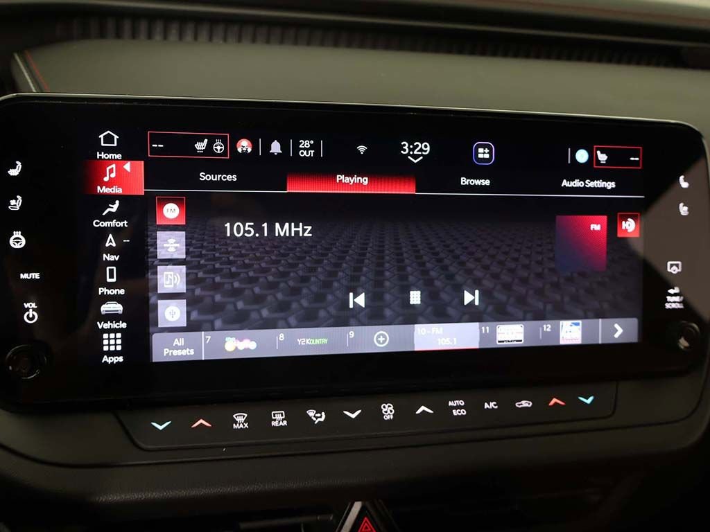 Used 2024 Dodge Charger R/T w/ Plus Group image 47