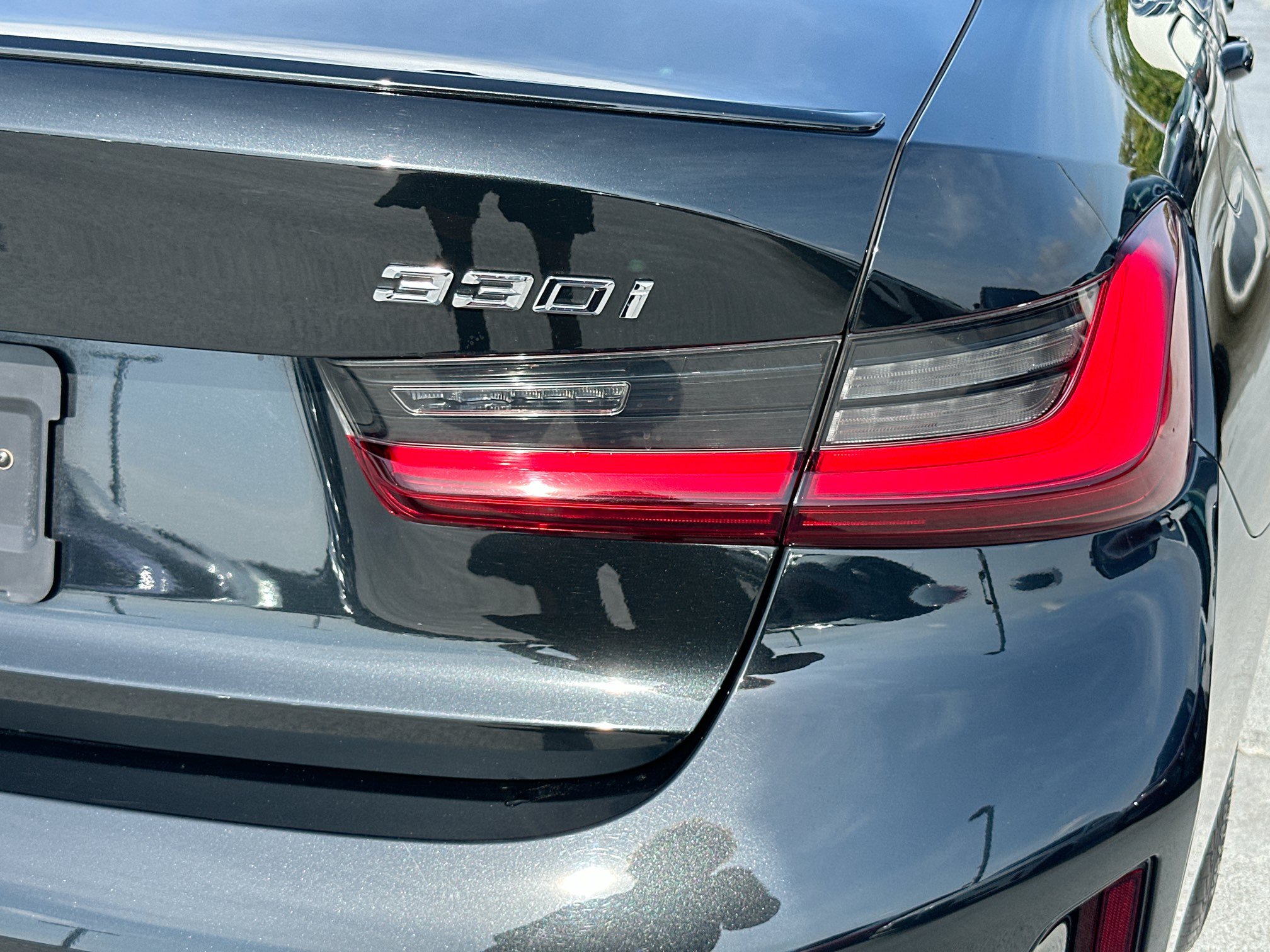Used 2024 BMW 330i Sedan w/ M Sport Package RWD image 31