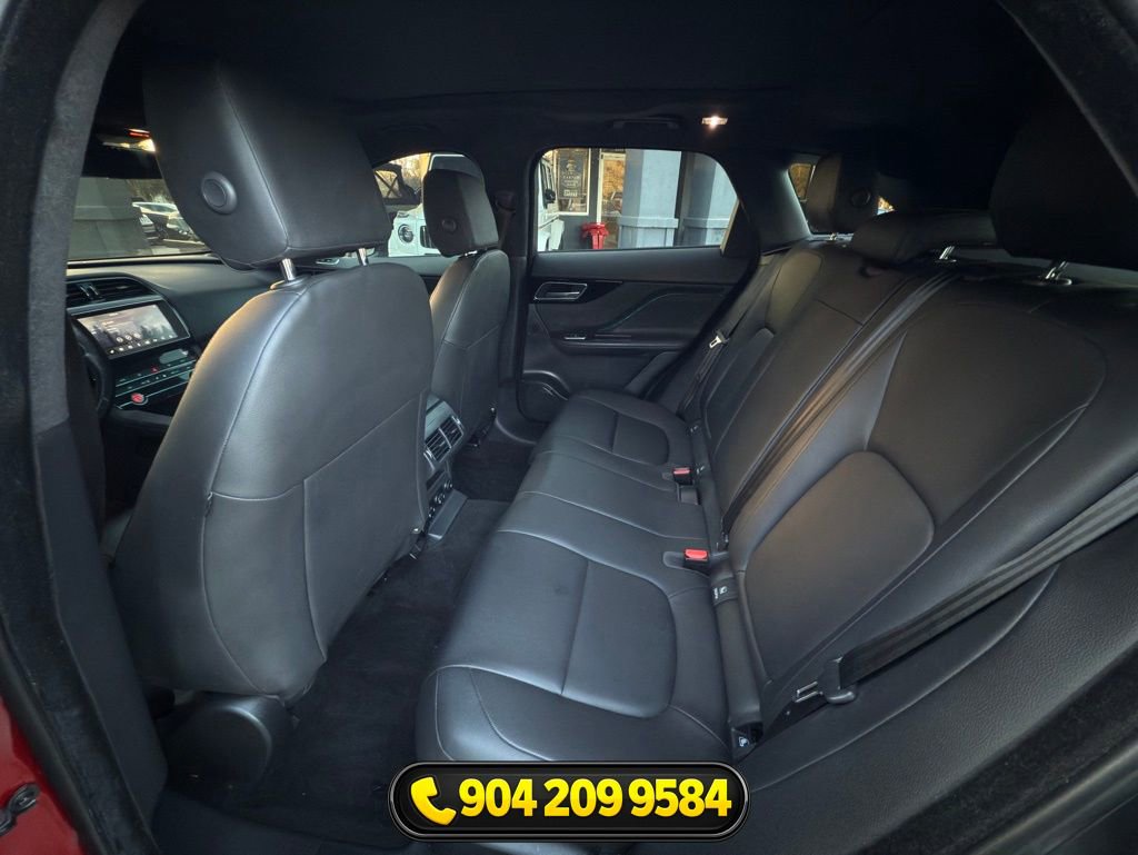 Used 2020 Jaguar F-PACE Premium image 23