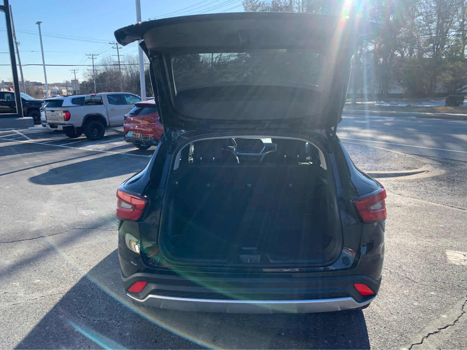 Used 2025 Chevrolet Trax LT w/ Driver Confidence Package image 5