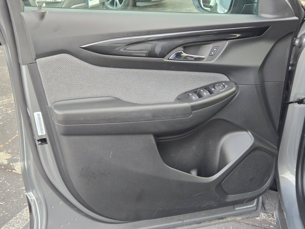 Used 2025 Chevrolet TrailBlazer LT image 17