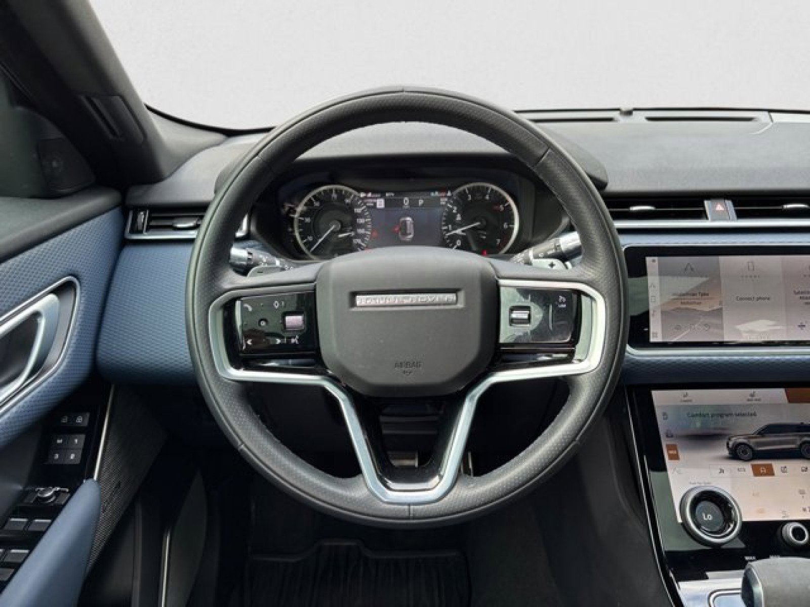 Certified 2022 Land Rover Range Rover Velar R-Dynamic S image 15