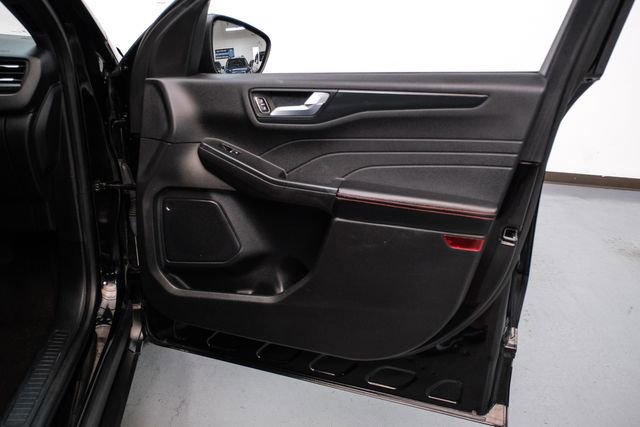 Used 2023 Ford Escape ST-Line image 35