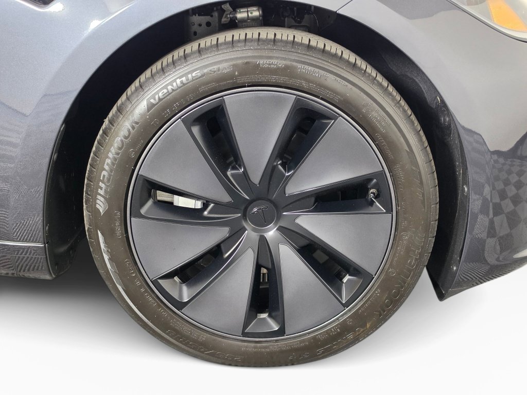 Used 2025 Tesla Model 3 Long Range RWD image 40