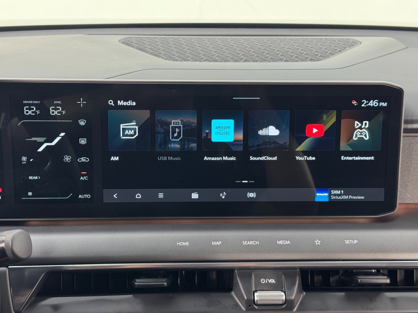 Used 2026 Kia EV9 Land image 28