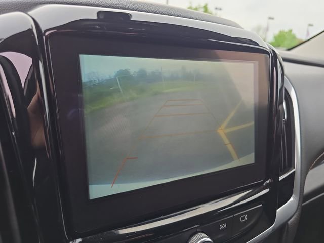 Used 2019 Chevrolet Traverse LT FWD image 23