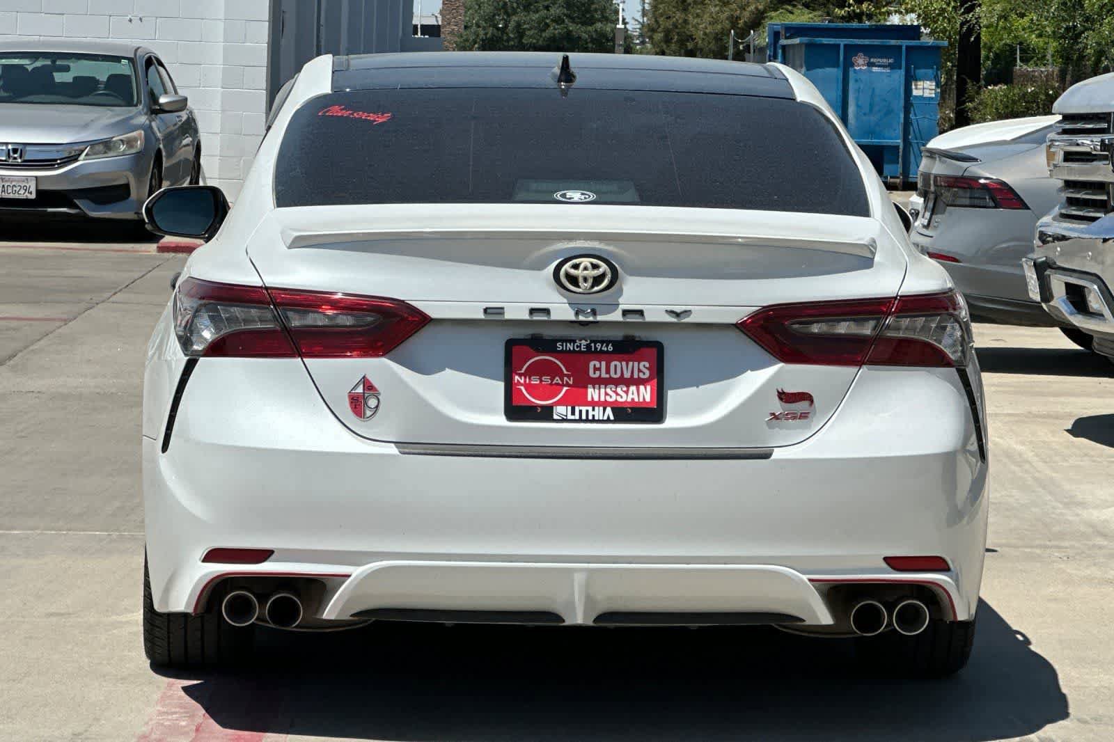 Used 2021 Toyota Camry XSE FWD image 8