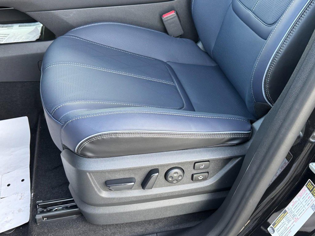 New 2026 INFINITI QX80 4WD image 16