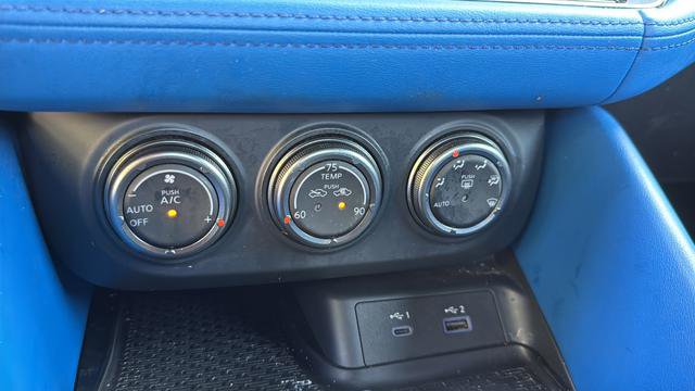 Used 2024 Nissan Z Performance w/ Floor Mat Package RWD image 19