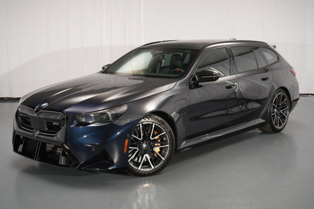 Used 2025 BMW M5 Touring w/ M Driver's Package AWD/4WD image 1