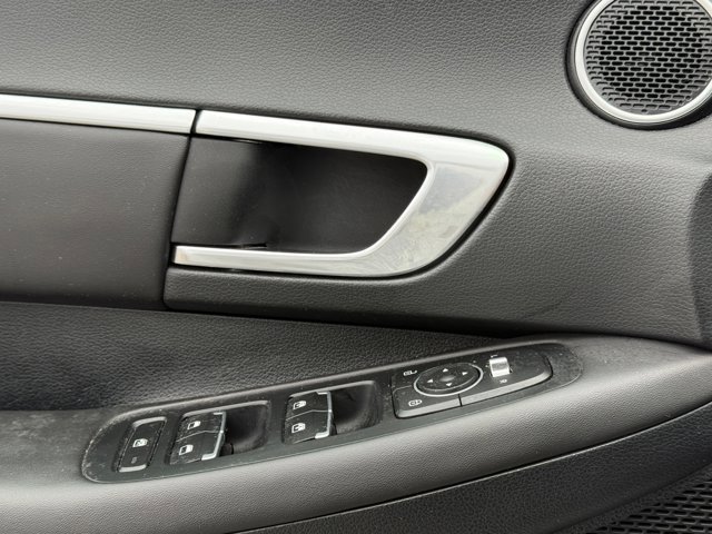 Used 2023 Hyundai Sonata SEL FWD image 17