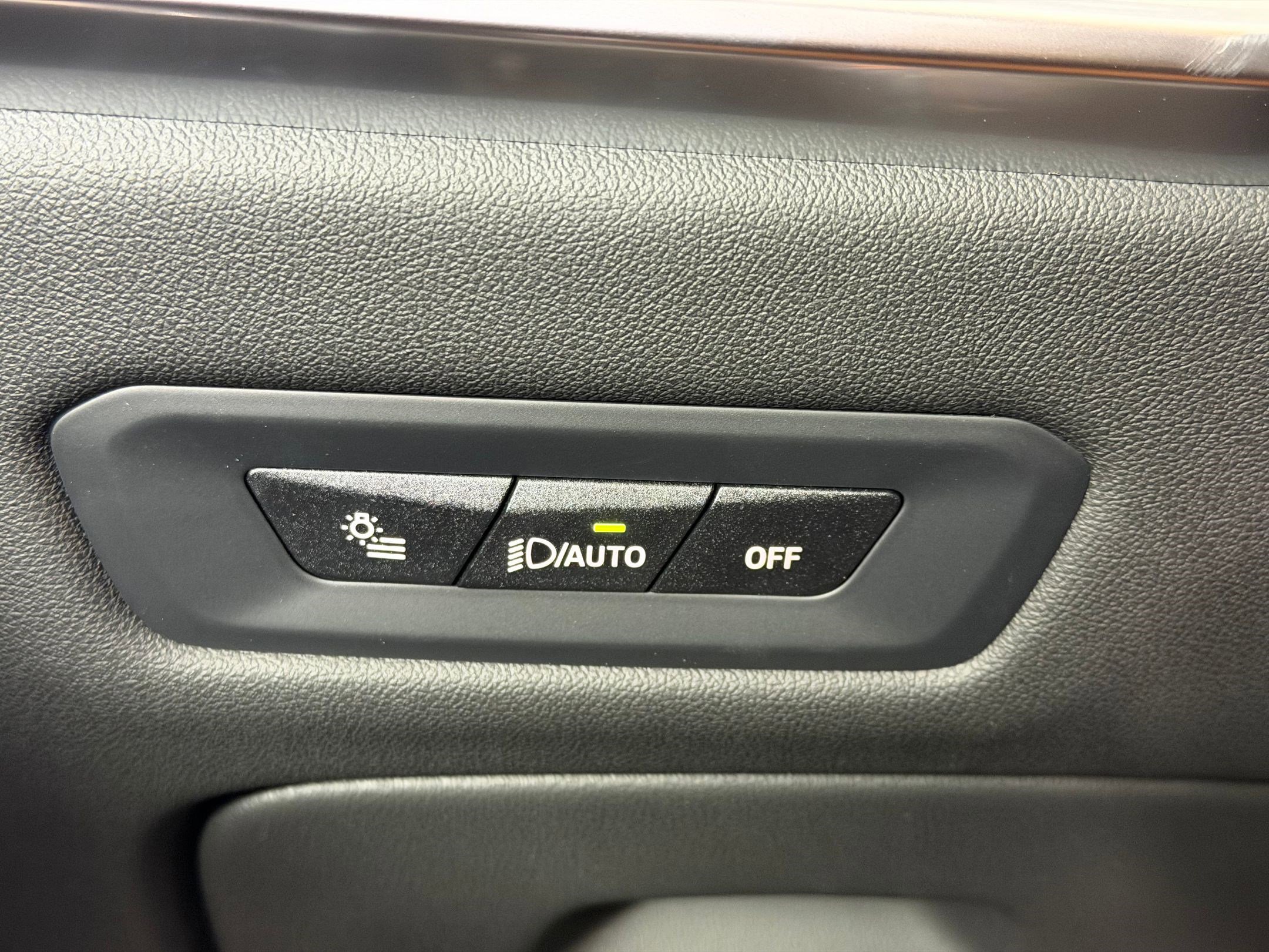 New 2026 BMW X5 sDrive40i w/ M Sport Package image 28