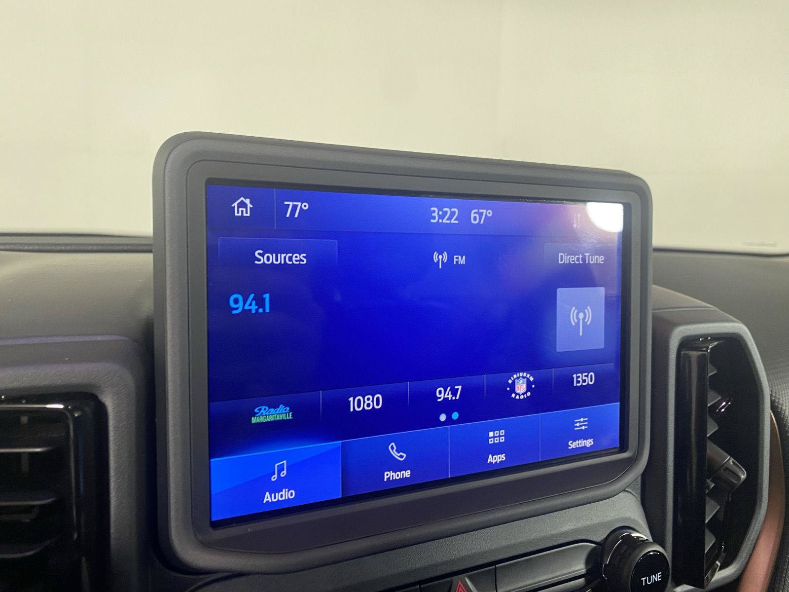 Used 2024 Ford Bronco Sport Outer Banks w/ Tech Package AWD/4WD image 11