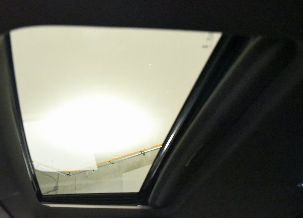 Used 2023 GMC Sierra 3500 Denali w/ Denali Ultimate Package AWD/4WD image 31