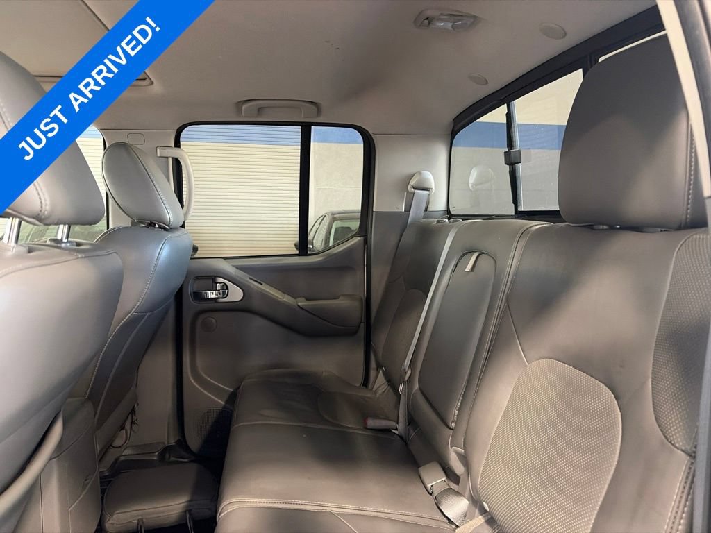 Used 2019 Nissan Frontier SL RWD image 5