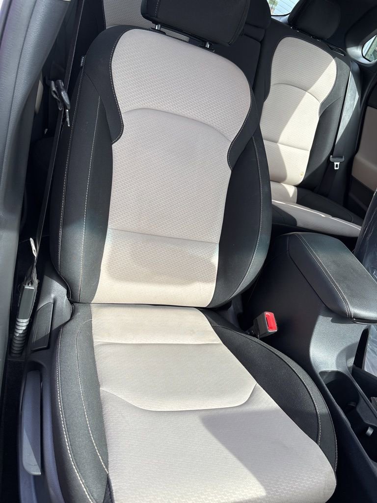 Used 2020 Hyundai Elantra GT image 26