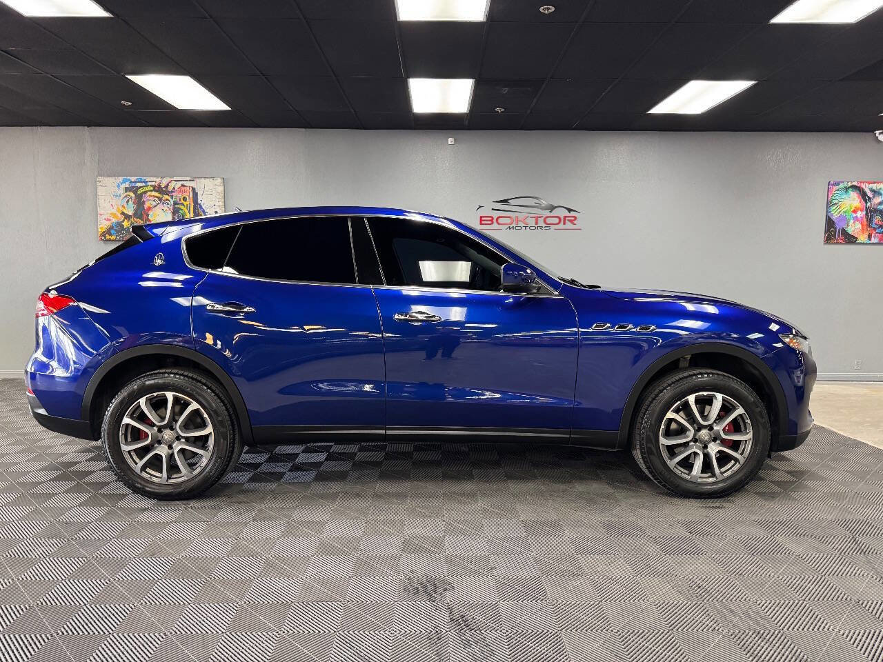 Used 2017 Maserati Levante image 17