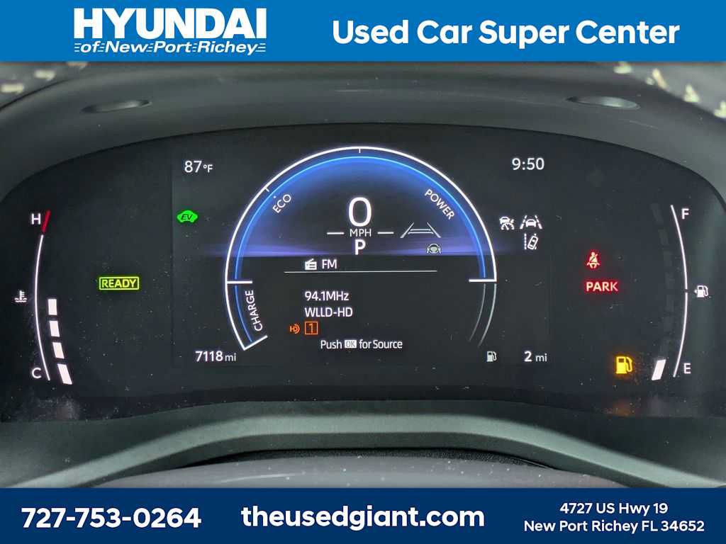Used 2025 Toyota Camry SE FWD image 33