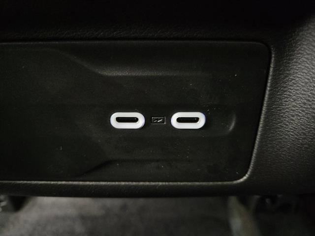 Used 2026 Jeep Cherokee Limited image 16