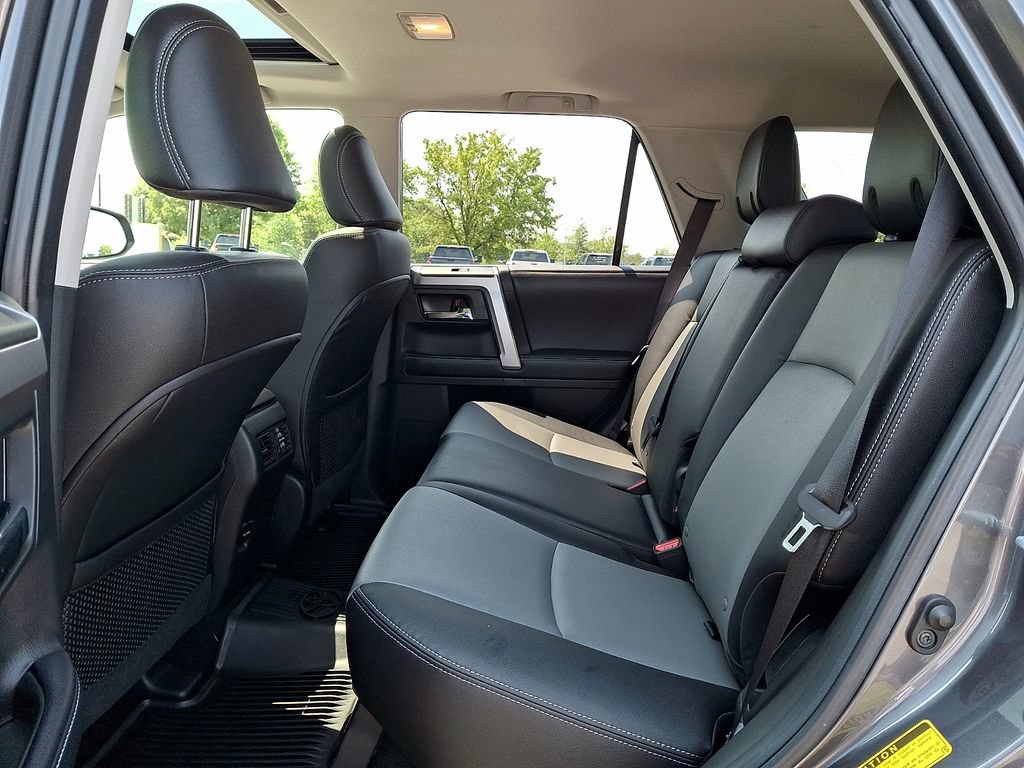Used 2018 Toyota 4Runner SR5 Premium AWD/4WD image 10