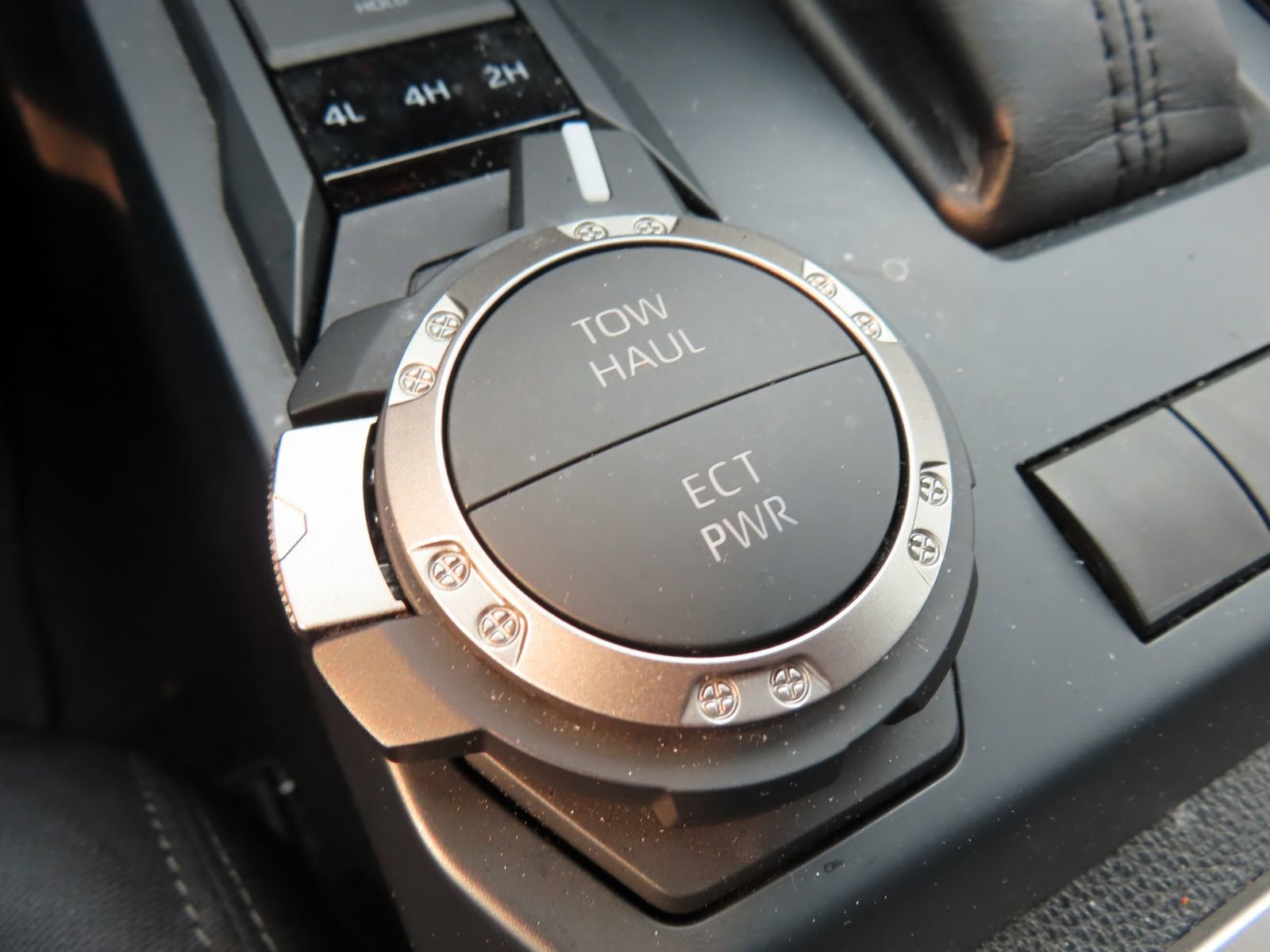 Used 2025 Toyota Tacoma SR5 image 28