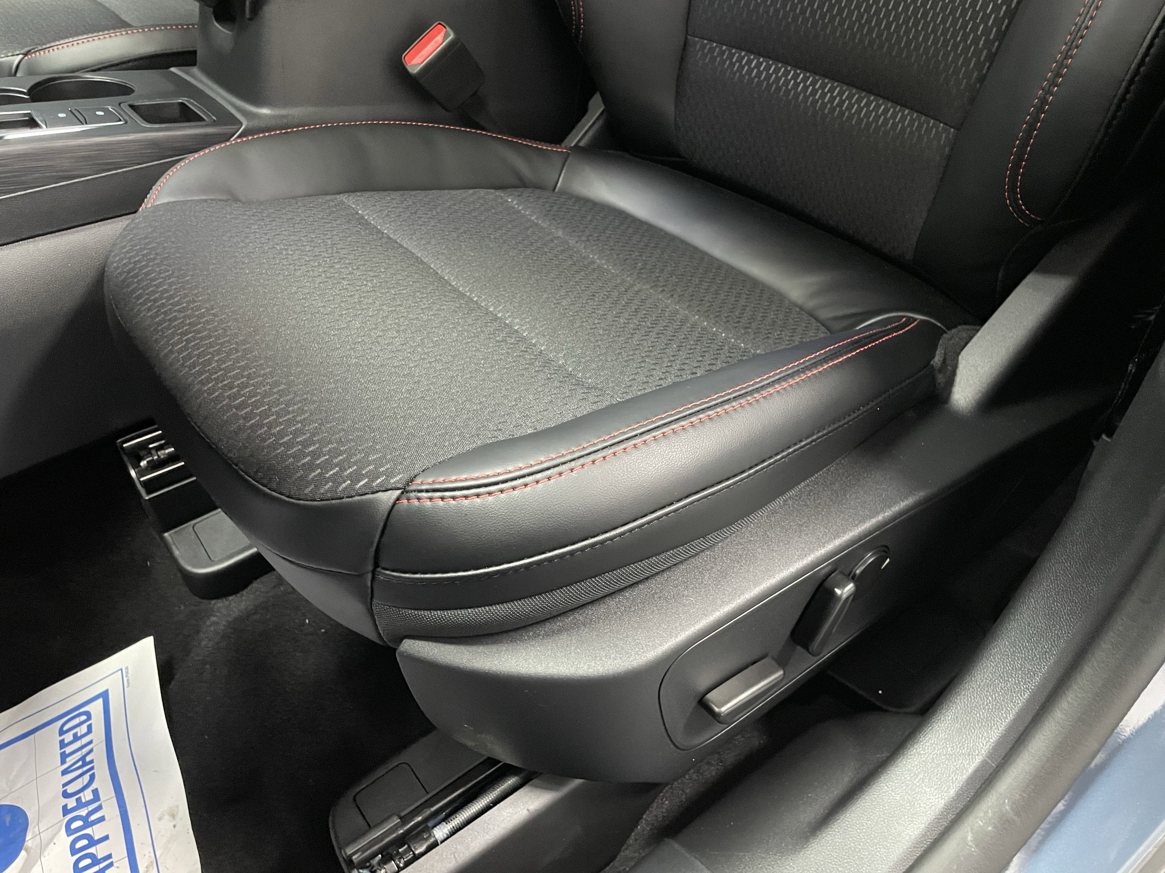 New 2025 Ford Escape ST-Line Elite w/ Tech Pack #1 image 21