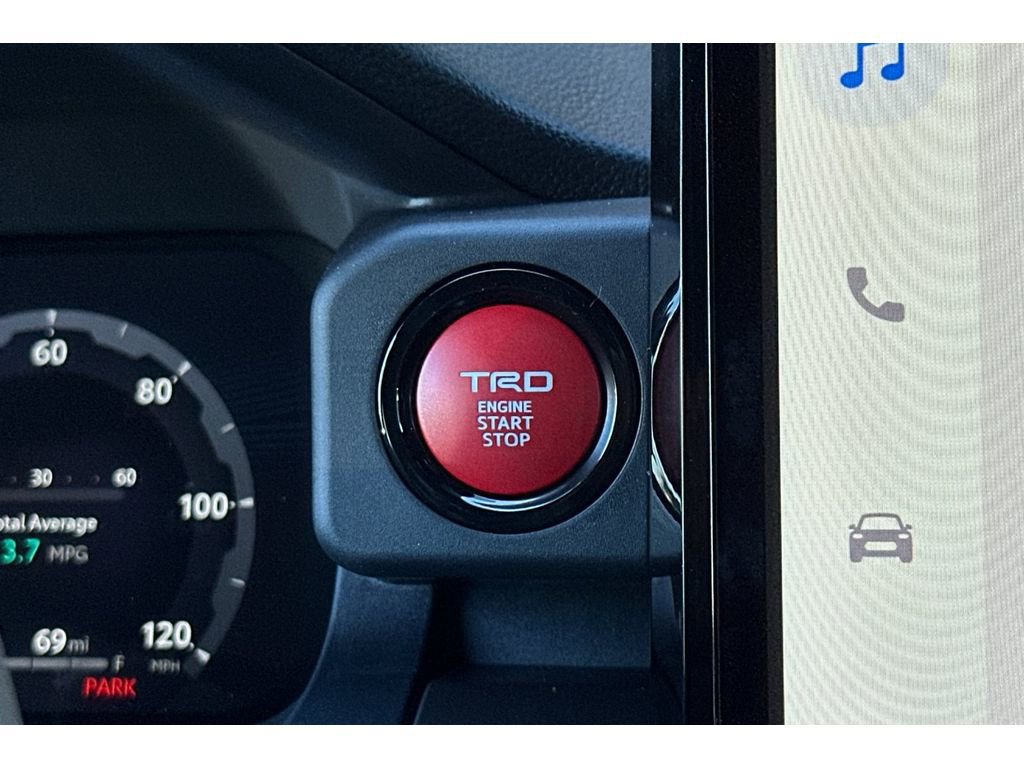 Certified 2025 Toyota Tacoma TRD Sport image 23