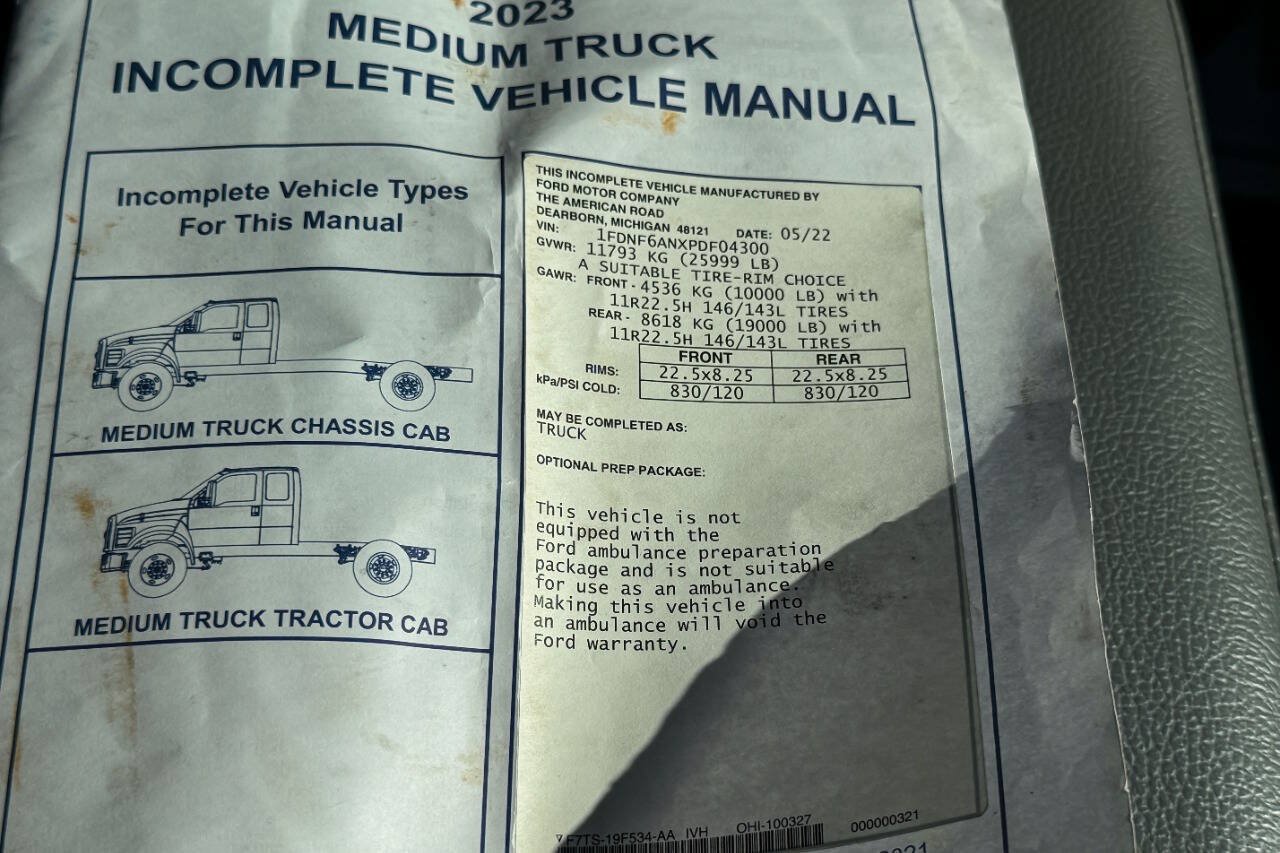 Used 2023 Ford F650 2WD Regular Cab Super Duty image 33