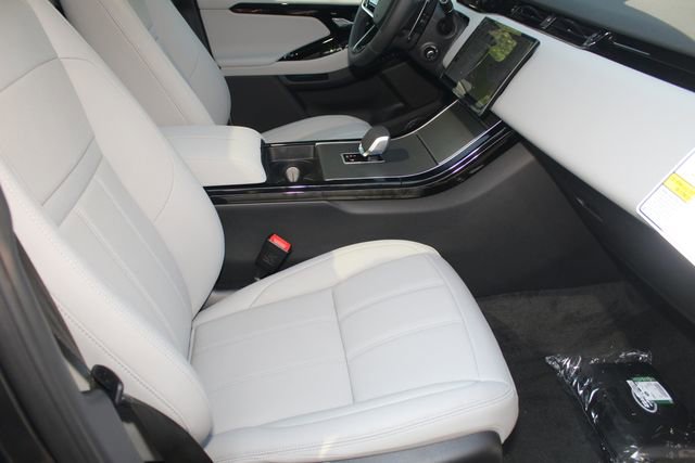 New 2026 Land Rover Range Rover Evoque S image 3