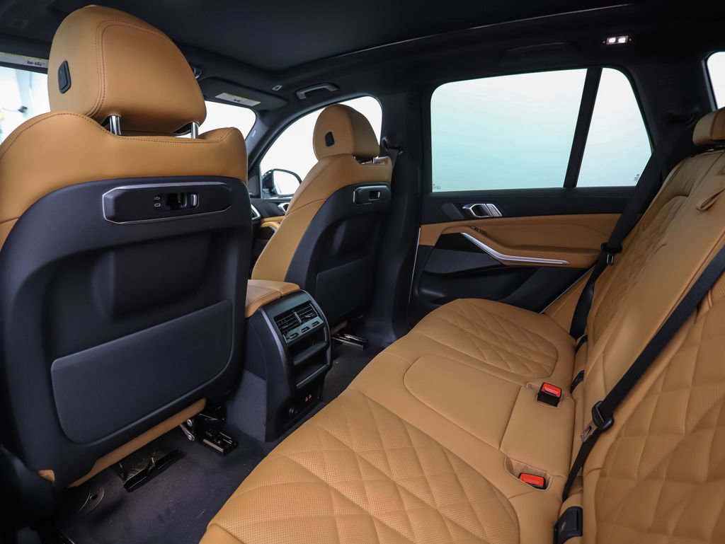 New 2026 BMW X5 xDrive40i w/ M Sport Package image 21