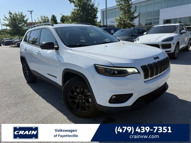 Used 2023 Jeep Cherokee Altitude Lux