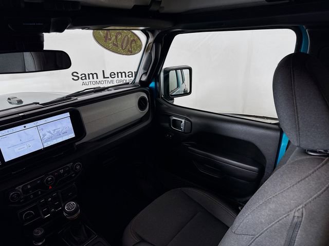 Used 2024 Jeep Wrangler Sport S image 21