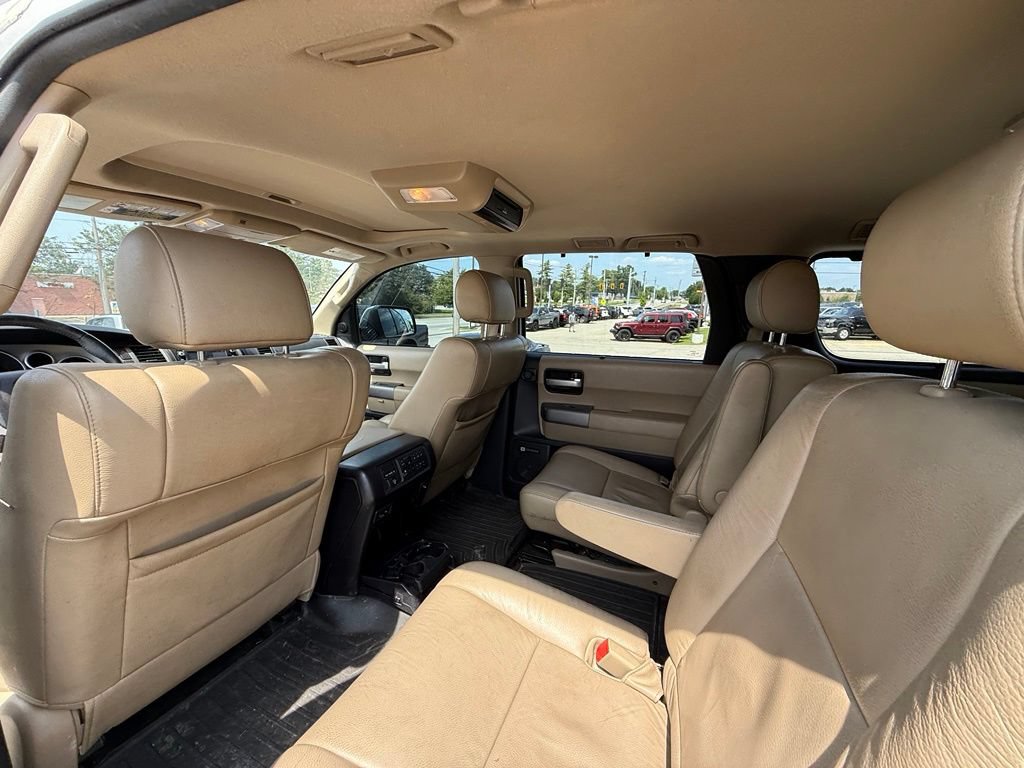 Used 2015 Toyota Sequoia Limited AWD/4WD image 24