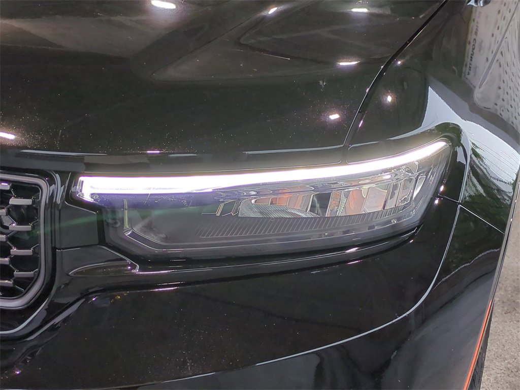 New 2025 Jeep Grand Cherokee Summit image 10