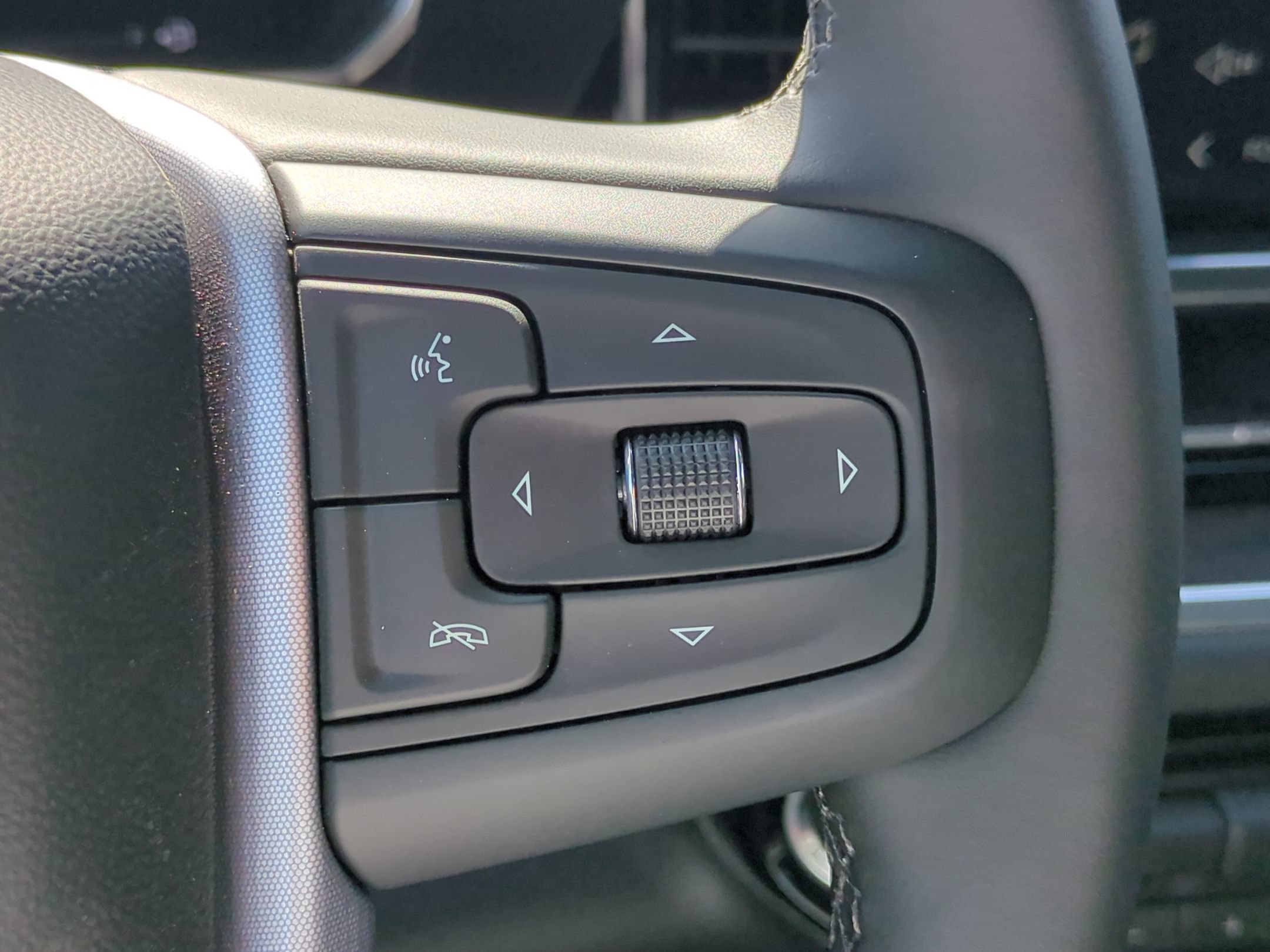 Used 2026 GMC Sierra 1500 SLT RWD image 20