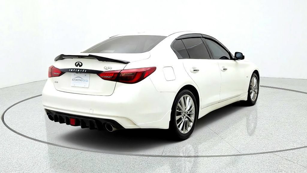 Used 2019 INFINITI Q50 Luxe w/ Essential Package (3.0T Luxe) AWD/4WD image 5