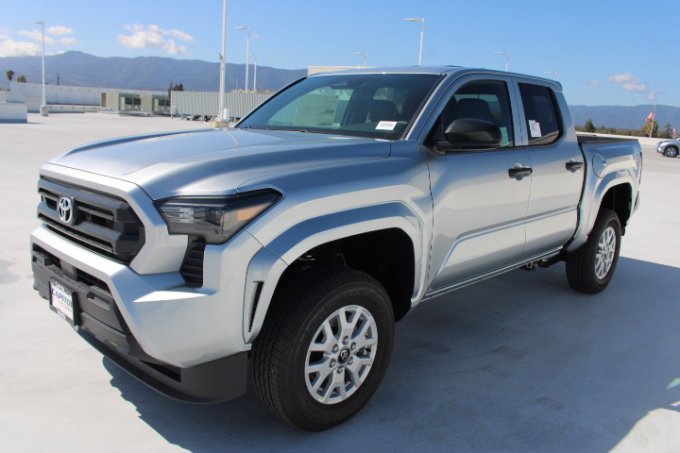 New 2025 Toyota Tacoma SR image 6