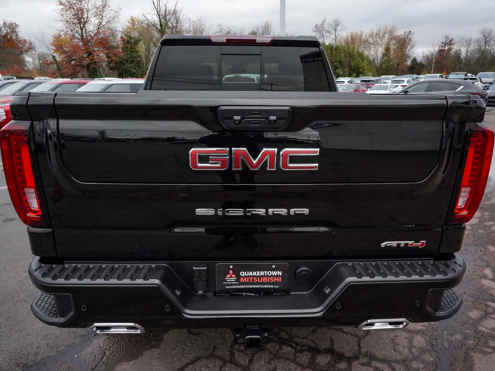 Used 2025 GMC Sierra 1500 AT4 w/ AT4 Premium Package image 6
