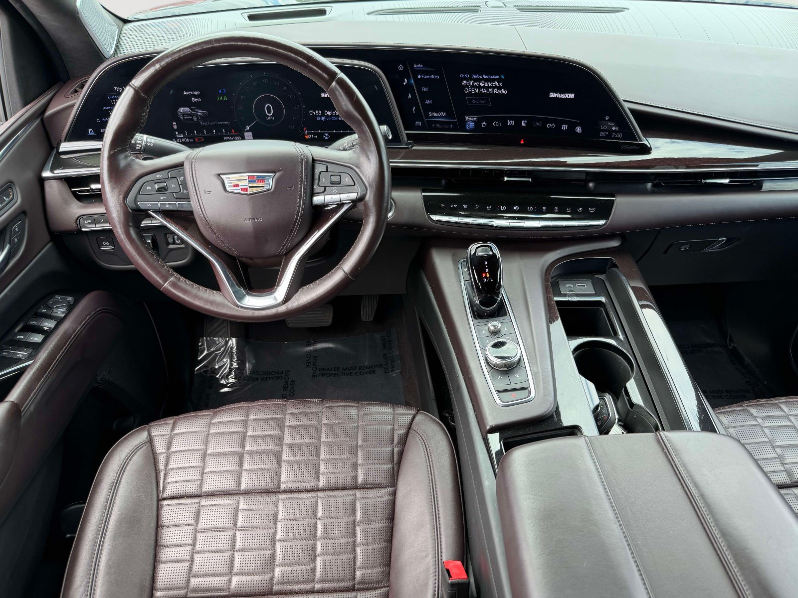 Certified 2022 Cadillac Escalade ESV Premium Luxury Platinum w/ LPO, Radiant Package AWD/4WD image 7