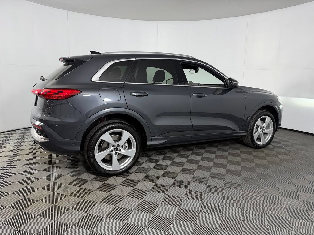 Used 2025 Audi Q5 Premium Plus AWD/4WD image 9