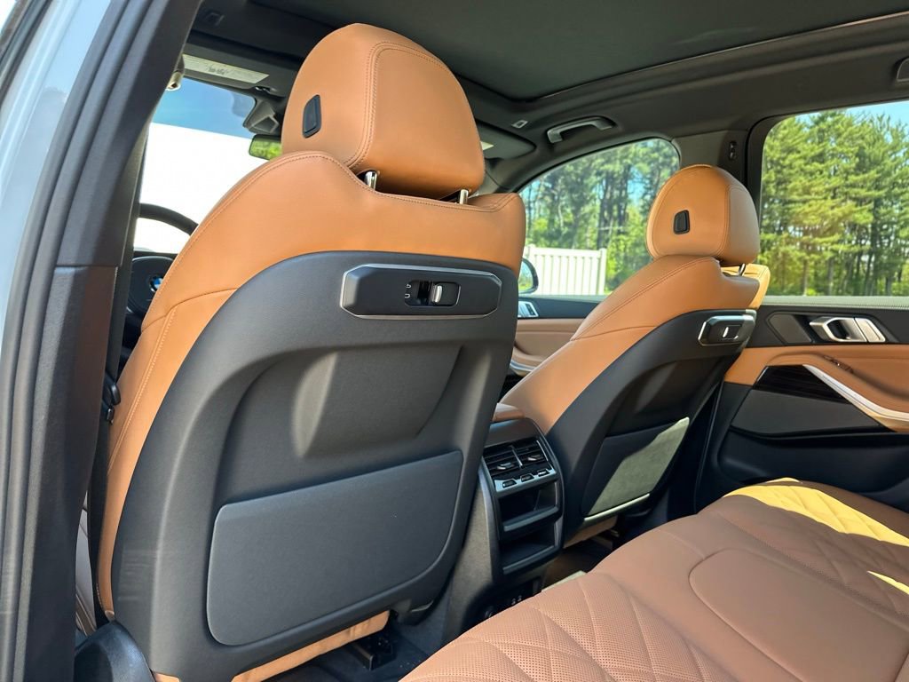Certified 2026 BMW X5 xDrive40i w/ M Sport Package AWD/4WD image 20