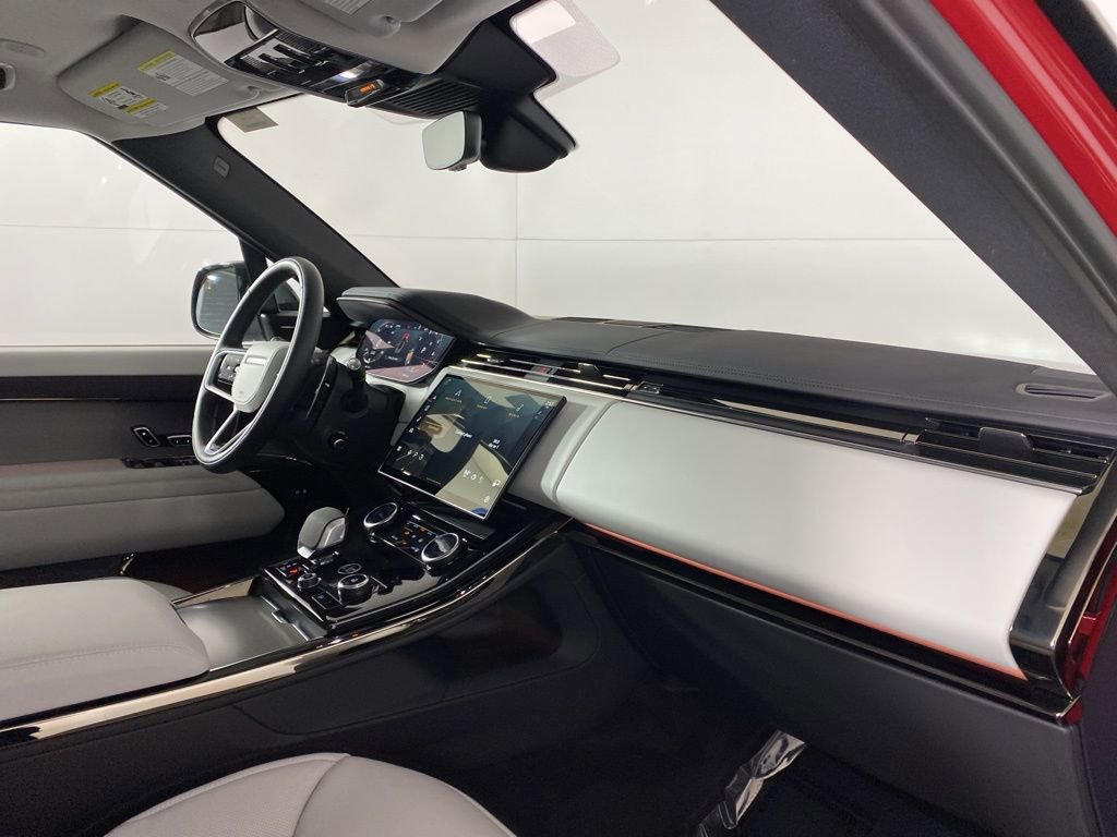 Used 2023 Land Rover Range Rover Sport SE image 28