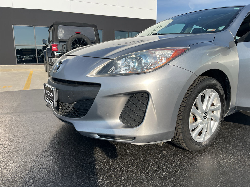 Used 2013 MAZDA MAZDA3 i Grand Touring image 42