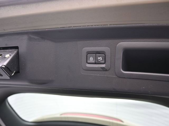 Certified 2023 MAZDA CX-50 Meridian Edition w/ Apex Package image 16